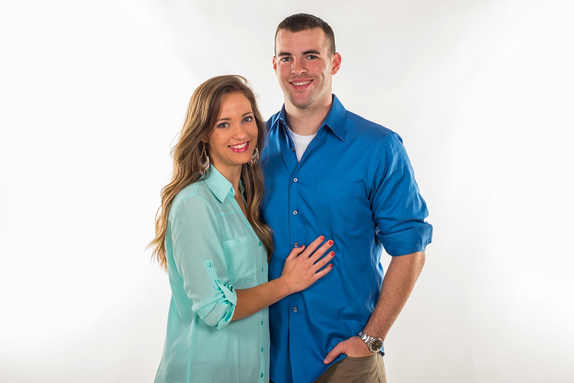 Airman 1st Class Daniel Pippen, a fireman with 628th Civil Engineer Squadron Fire Department at Joint Base Charleston, S.C., and his girlfriend, Becky Atkins, a registered nurse at East Cooper Medical Center in Mount Pleasant, S.C., saved the life of a young girl on March 9, 2015, after an afternoon on the beach on Sullivan's Island. (U.S. Air Force photo/Senior Airman George Goslin)