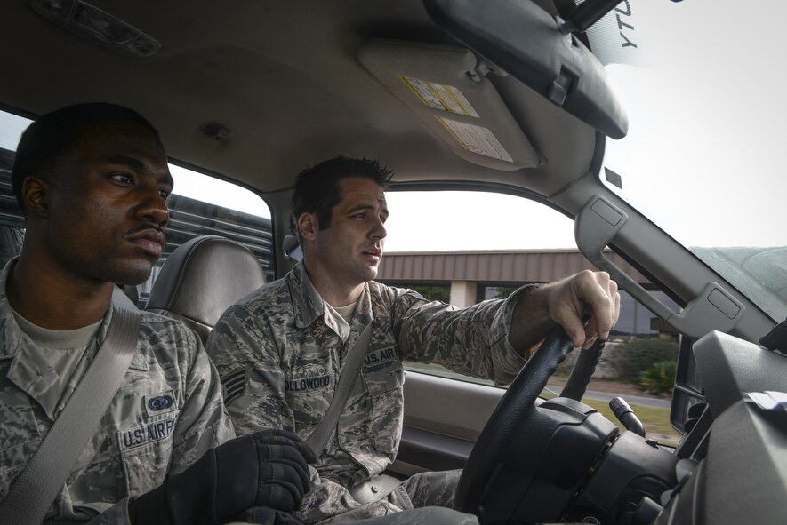 Staff Sgt. Christopher Hollowood, 1st Special Operations Logistics Readiness Squadron CV-22 Osprey parts store supervisor and Airman 1st Class Jaquam Woods, 1st SOLRS CV-22 parts store journeyman, begin daily deliveries at Hurlburt Field, Fla., April 7, 2015. The Osprey parts store provides efficient supply, expert management and service to accomplish accurate and rapid response to the Osprey’s mission supporting global military operations. (U.S. Air Force photo/Senior Airman Christopher Callaway) 