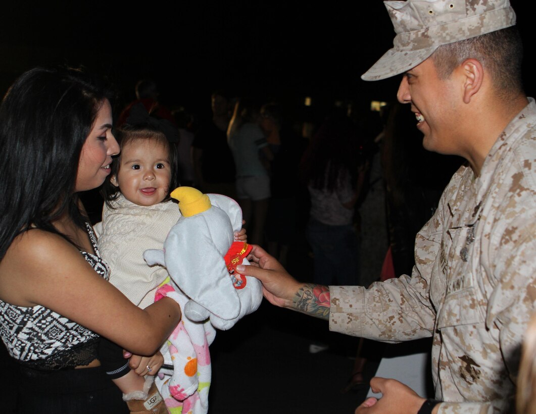 Families, friends and coworkers welcome home 100 Marines and Sailors from the command and logistics combat elements who deployed with the Special Purpose Marine Air Ground Task Force – Crisis Response – Central Command on Camp Pendleton, California April 5, 2015. The Marines and Sailors deployed in September 2014 and were reinforced in December 2014. The SPMAGTF-CR-CC is a crisis response force that has the flexibility to quickly adapt to rapidly changing environments.