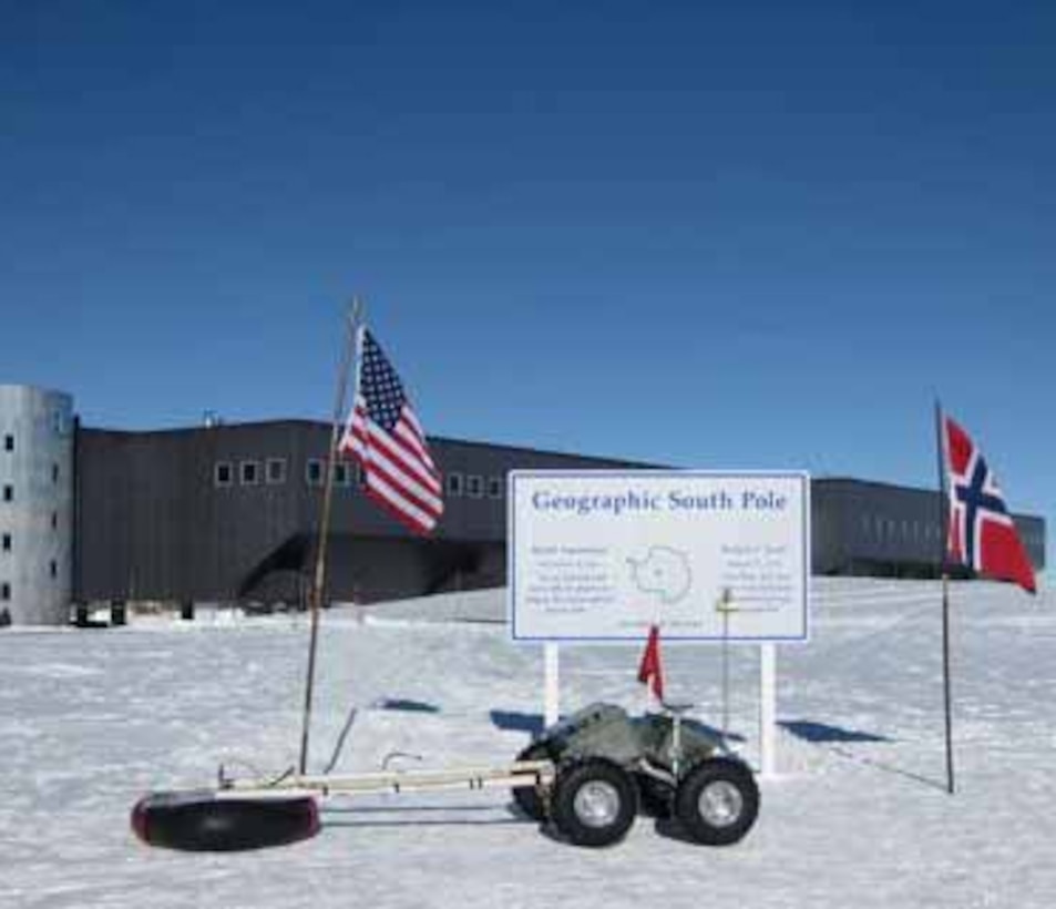 The Yeti robot’s ground-penetrating radar will allow polar researchers to safely navigate crevasse-filled ice caps. This robot was designed by ERDC Cold Regions Research and Engineering Laboratory engineers and by Thayer School of Engineering faculty and students. 