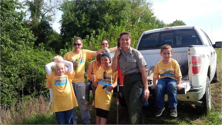 Volunteers help staff at the Riverlands Project Office during National Public Lands Day.