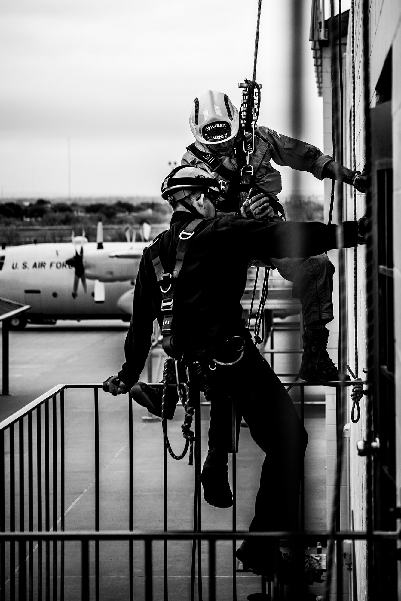 GOODFELLOW AIR FORCE BASE, Texas – Tech. Sgt. Aaron C. Brackett, 312th Training Squadron rescue course NCO in charge, rescues a student from a balcony during rescue technician training at the Louis F. Garland Department of Defense Fire Academy April 8. Brackett joined the Air Force as a firefighter and committed 11 years of service so far. (U.S. Air force photo/ Airman 1st Class Devin Boyer)