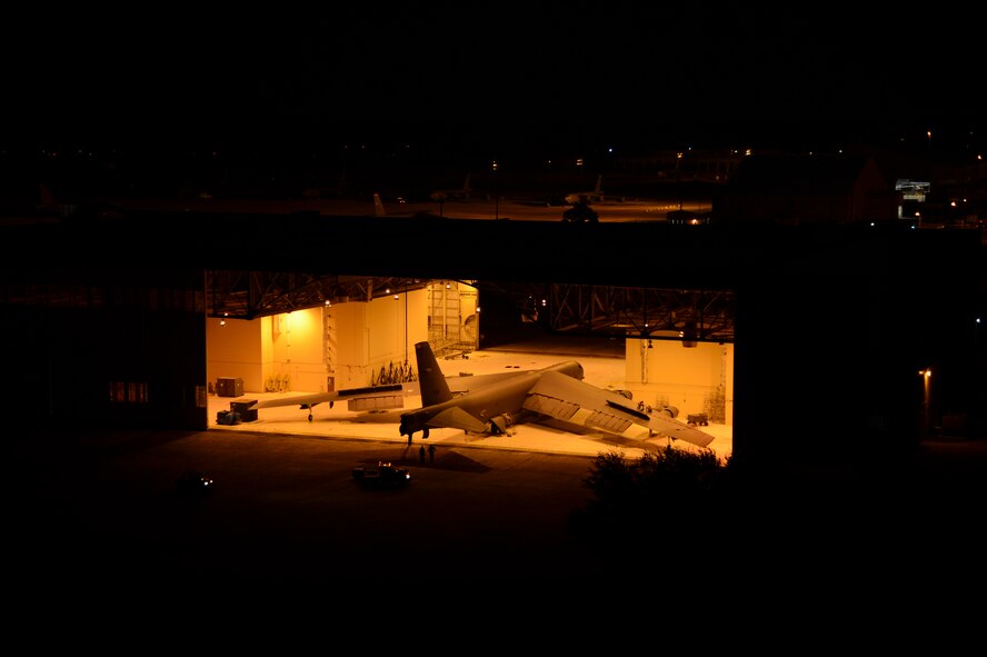 A B-52H Stratofortress receives maintenance inside a hangar on Barksdale Air Force Base, La., April 8, 2015. Although these aircraft are nearly 60 years old, they have the ability to execute every tasking for global strike operations anytime… anywhere. (U.S. Air Force photo/Senior Airman Joseph A. Pagán Jr.)