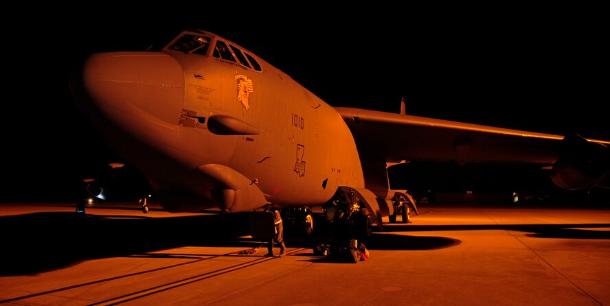 A B-52H Stratofortress sits on the flightline at Barksdale Air Force Base, La., April 8, 2015. Maintenance Airmen and Aircrews work around-the-clock providing support to answer the nation?s call to action anytime or anywhere. (U.S. Air Force photo/Staff Sgt. Jason McCasland)