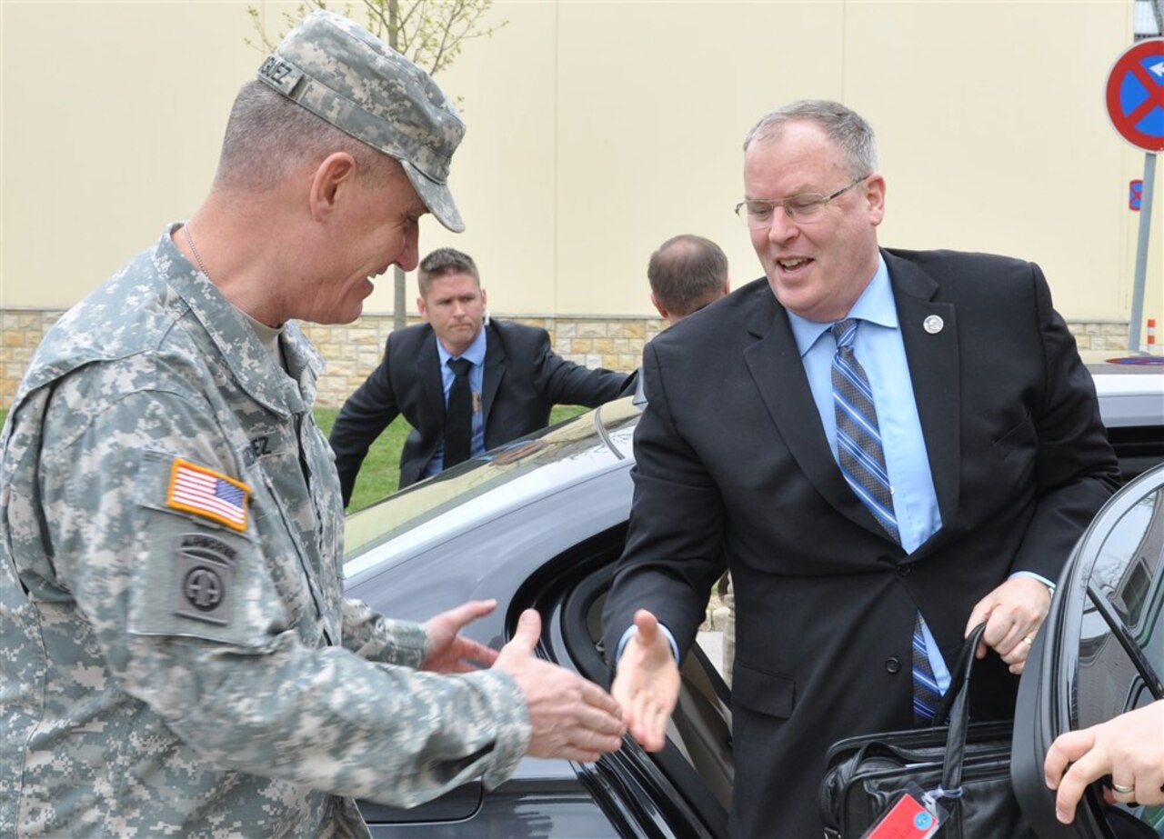 Army Gen. David M. Rodriguez, U.S. Africa Command’s commander, welcomes Deputy Defense Secretary Bob Work to the command’s headquarters in Stuttgart, Germany, April 17, 2015. U.S. Africa Command photo by U.S. Air Force Tech. Sgt. Olufemi A. Owolabi
