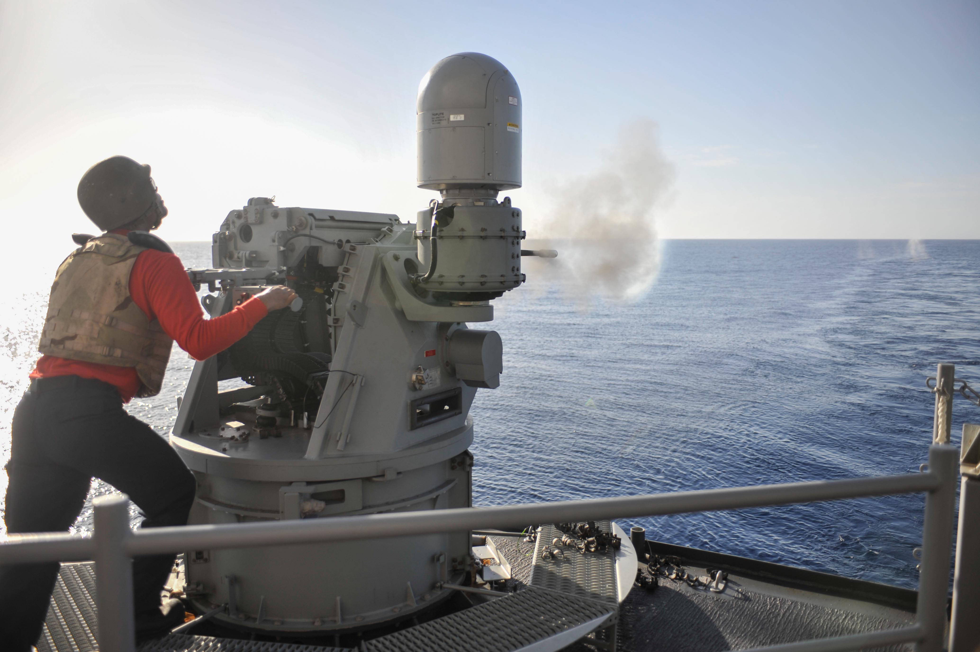 navyさん File:US Navy 040909-N-8801B-004 Official file photo of the