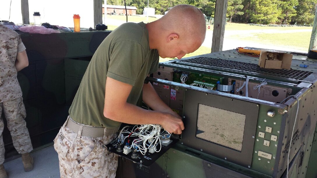 Marines from BEEEST 4-15 conduct practical application on Bravo generators.