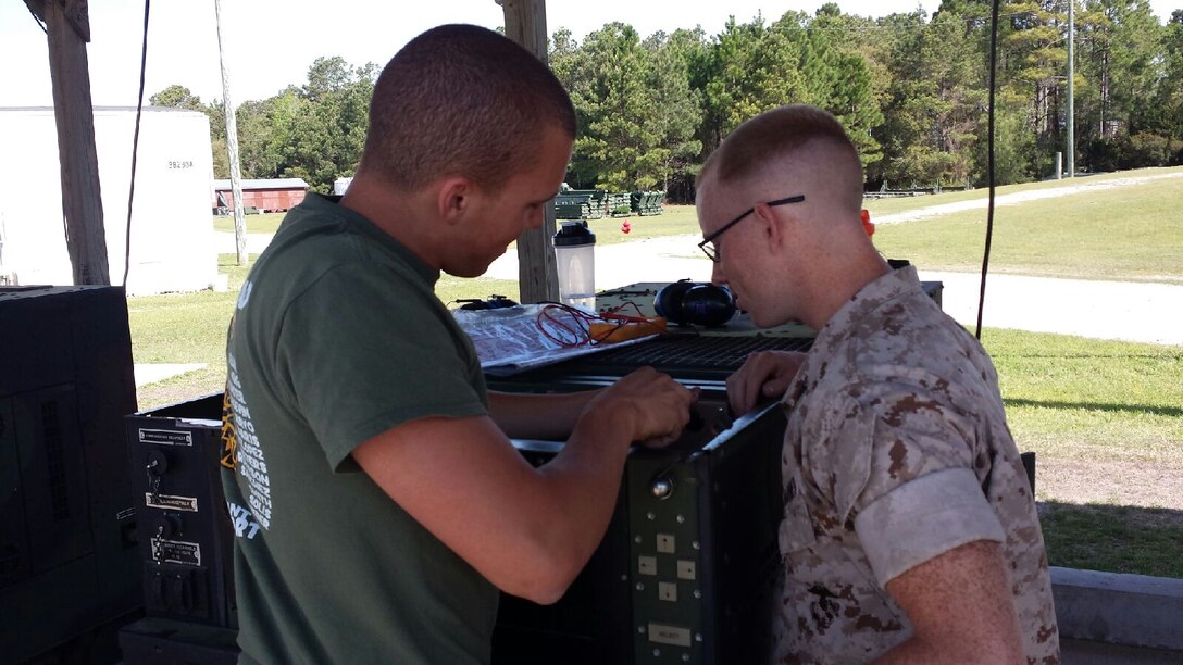 Marines from BEEEST 4-15 conduct practical application on a Bravo generator.