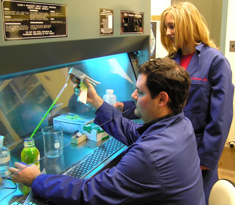 The facilities at GRL provide exciting resources for developing current and emerging geospatial technologies.(Image: Research at the GRL Fluorescence Lab.)