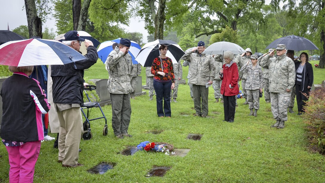 Members from the 117th Air Refueling Wing conduct an annual ceremony at the gravesite of Thomas “Pete” Ray as Lt. Col. Darryl Jett laid a wreath in his honor. Ray and fellow aviator Leo Baker died after the B-26 they were flying was shot down over Cuba during the Bay of Pigs invasion. Ray's body was the only one returned to the United States. (U.S. Air National Guard photo by: Senior Master Sgt. Ken Johnson/Released)