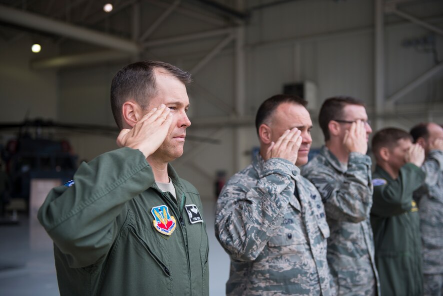 U.S. Air Force Col. Thomas Dorl, 347th Rescue Group commander, and Moody leadership render a salute during the Air Force Chief of Staff’s visit April 17, 2015, at Moody Air Force Base, Ga. Moody leadership joined Chief of Staff Gen. Mark A. Welsh III, in touring the base and meeting with Airmen. (U.S. Air Force photo by Airman 1st Class Ceaira Tinsley/Released)