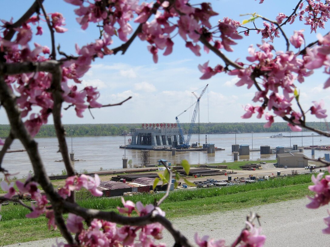 The catamaran barge at the Olmsted Locks and Dam construction project floats on the lower Ohio River.                               