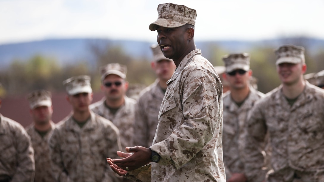 First Lieutenant Gabriel Walton talks to the Marines about the Battle of Antietam at the Antietam National Battlefield at Sharpsburg, Maryland, April 23. The officers in the unit were in charge of leading the professional military education on the Battle of Antietam. 