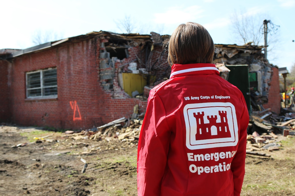 The Charleston District recently participated in a large-scale emergency preparedness exercise with many emergency management agencies throughout the state of South Carolina. The exercise, called Vigilant Guard, tested the emergency response of the agencies with a simulated event.