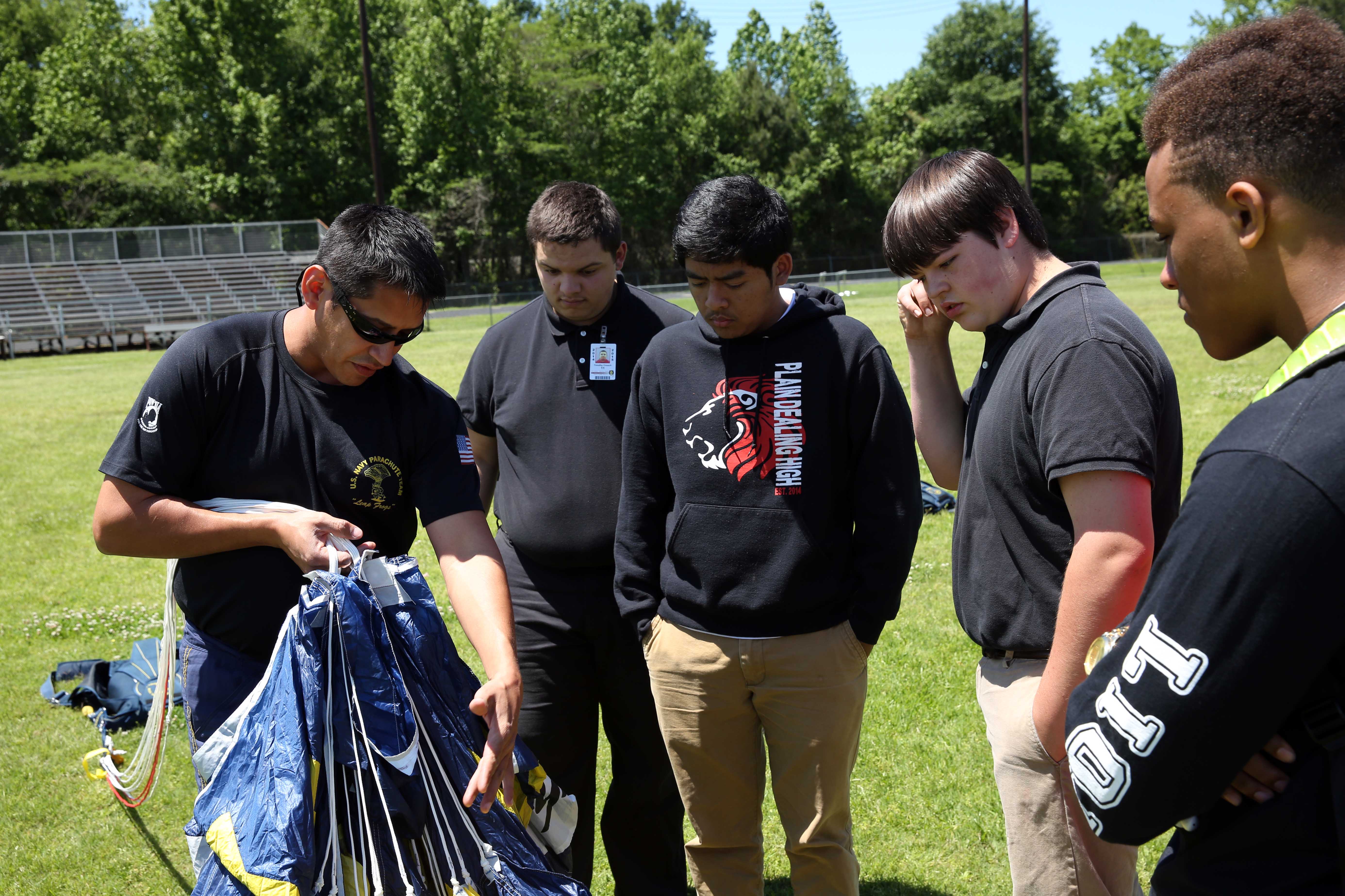 Navy Week Shreveport Visits Plain Dealing > United States Navy > News