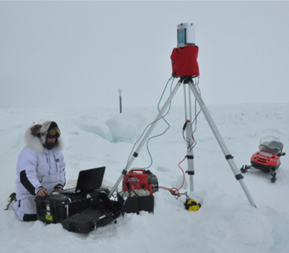 BARROW, Alaska—ERDC’s Drs. Chris Hiemstra and Chris Polashenski of CRREL-Alaska recently traveled to Barrow, Alaska, to participate in a field experiment surveying Arctic Ocean sea ice and snow.