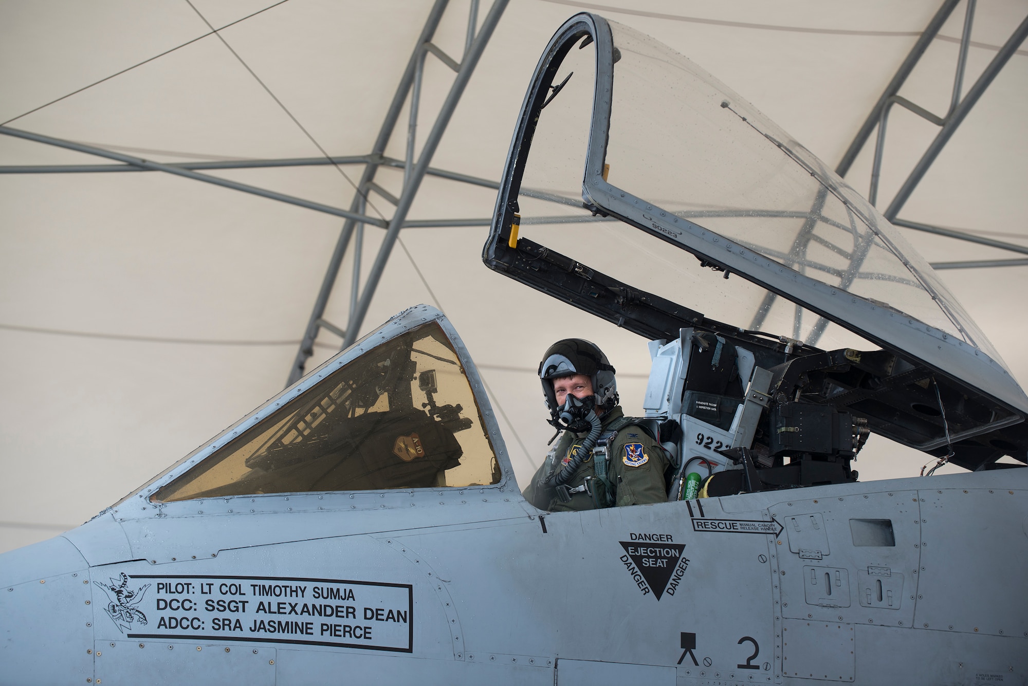 U.S. Air Force Col. Derek Oaks, 23d Fighter Group commander, prepares for his final flight in an A-10C Thunderbolt II Aug. 3, 2015, at Moody Air Force Base, Ga. Oaks, a command pilot, has flown over 4,400 hours throughout his career. (U.S. Air Force photo by Airman 1st Class Kathleen D. Bryant/Released)