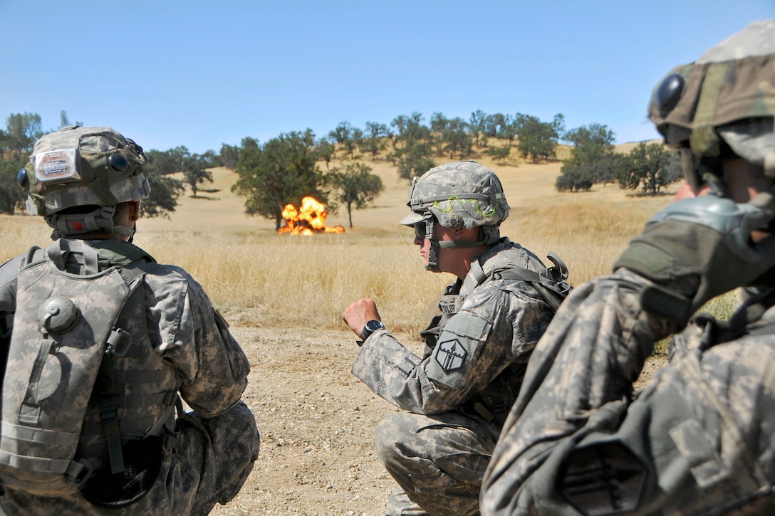 Army Reservists detonate a C4 explosive pack during explosives training at Fort Hunter Liggett, Calif., July 26, 2015.
