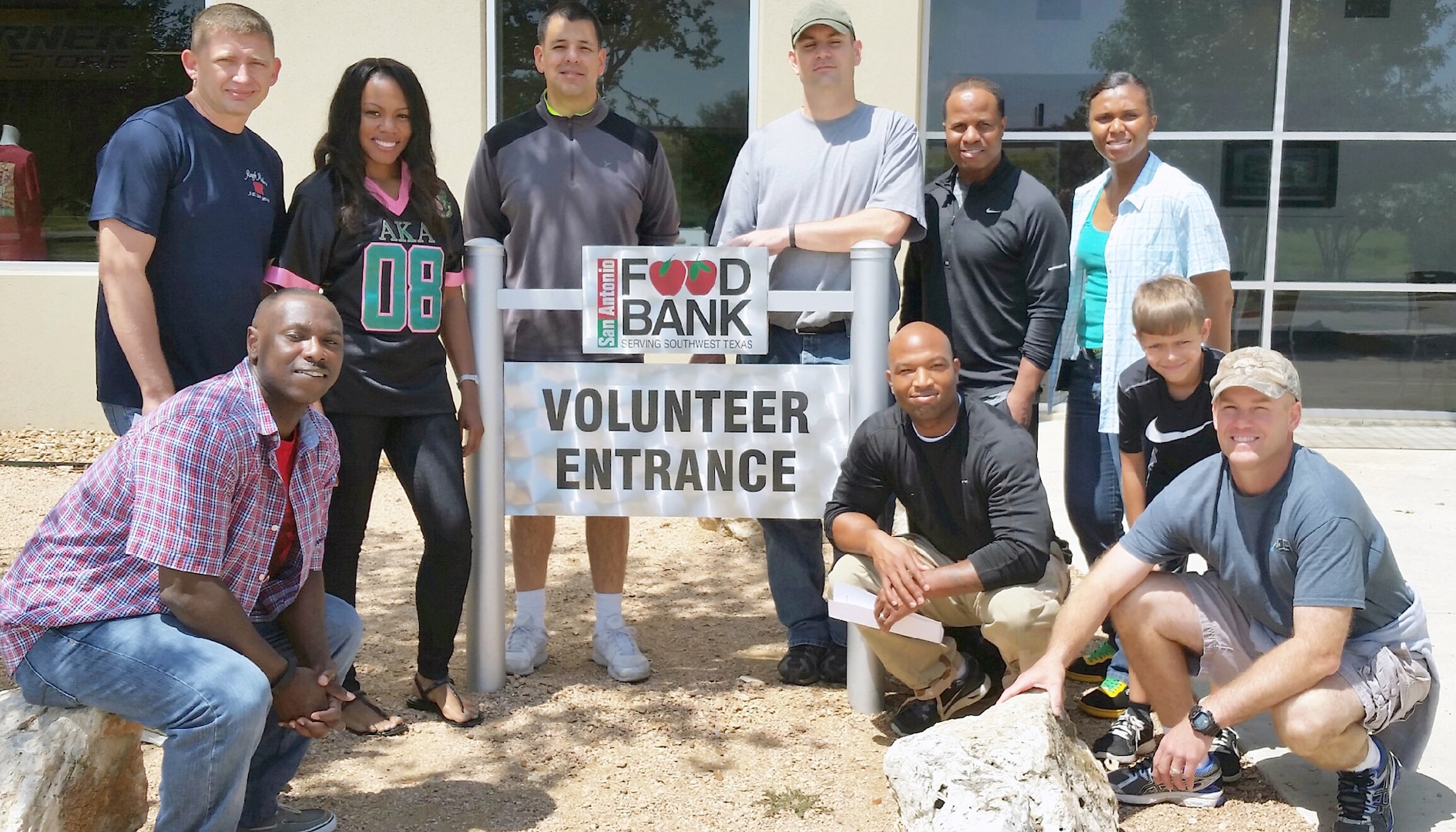 A total of 25 volunteers, including Soldiers and family members from the 264th Medical Battalion, 32nd Medical Brigade at Fort Sam Houston, came out to support the San Antonio Food Bank July 25, contributing three hours sorting and packing perishable food items. A total of 16,000 pounds of food were sorted and packed, providing more than 8,500 meals for area families in need. The San Antonio Food Bank provides food and grocery products to more than 500 partner agencies in 16 counties throughout Southwest Texas.  