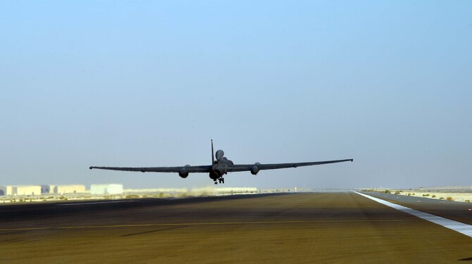 A U-2 takes off from an undisclosed location in Southwest Asia, Aug. 7, 2015. The U-2 has been conducting intelligence, surveillance and reconnaissance missions in the Air Force for nearly 60 years. In Southwest Asia, its missions support Operation Inherent Resolve, a multinational effort with a shared objective to degrade and ultimately eliminate the Islamic State in Iraq and the Levant. (U.S. Air Force photo/Tech. Sgt. Jeff Andrejcik)