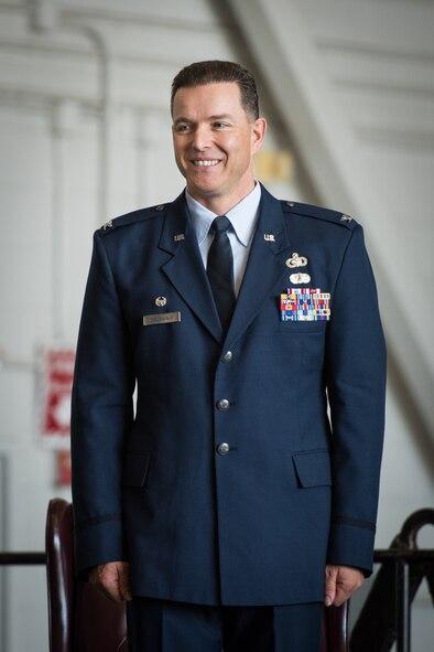 Col. Roderick T. Grunwald, newest 940th Mission Support Group commander, receives applause at a ceremony where he assumed command of the group Aug. 1, 2015 at Dock 6, Beale Air Force Base, Calif. (U.S. Air Force photo by Staff Sgt. Brenda Davis/Released)