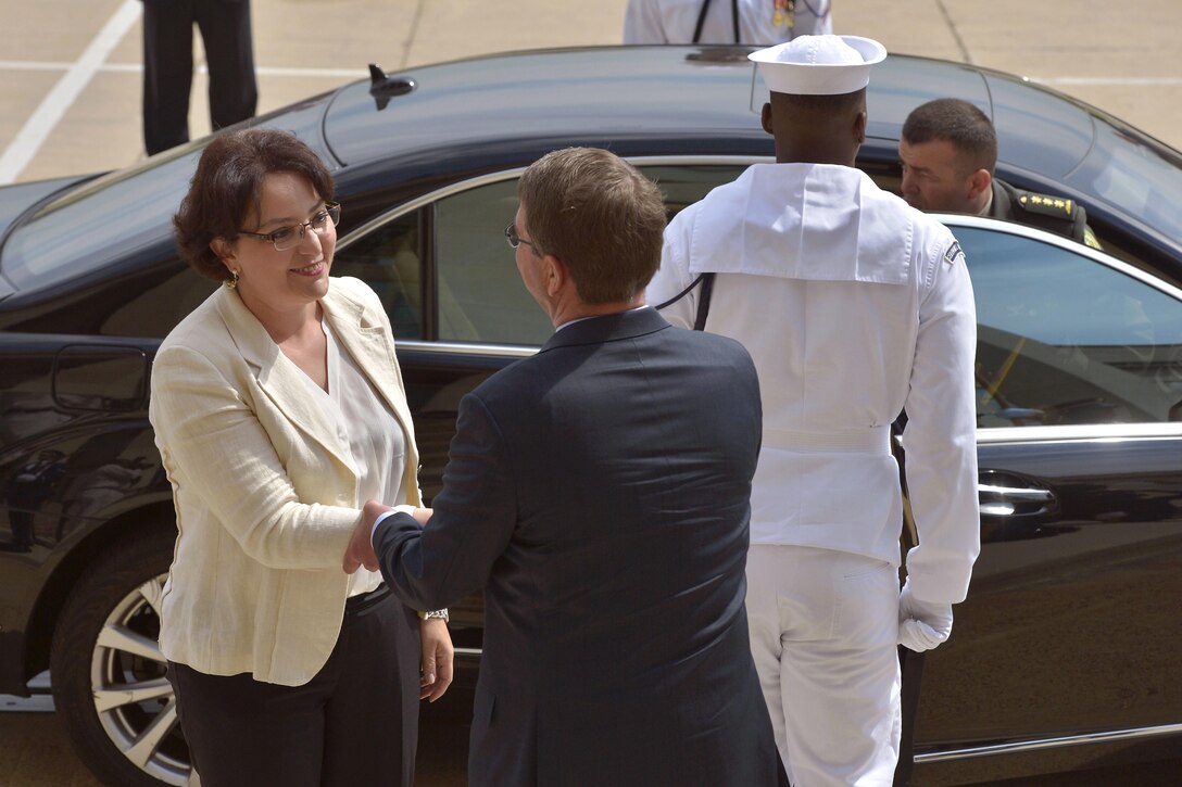 U.S. Defense Secretary Ash Carter welcomes Georgian Defense Minister Tinatin Khidasheli to the Pentagon, Aug. 18, 2015. DoD photo by Glenn Fawcett
