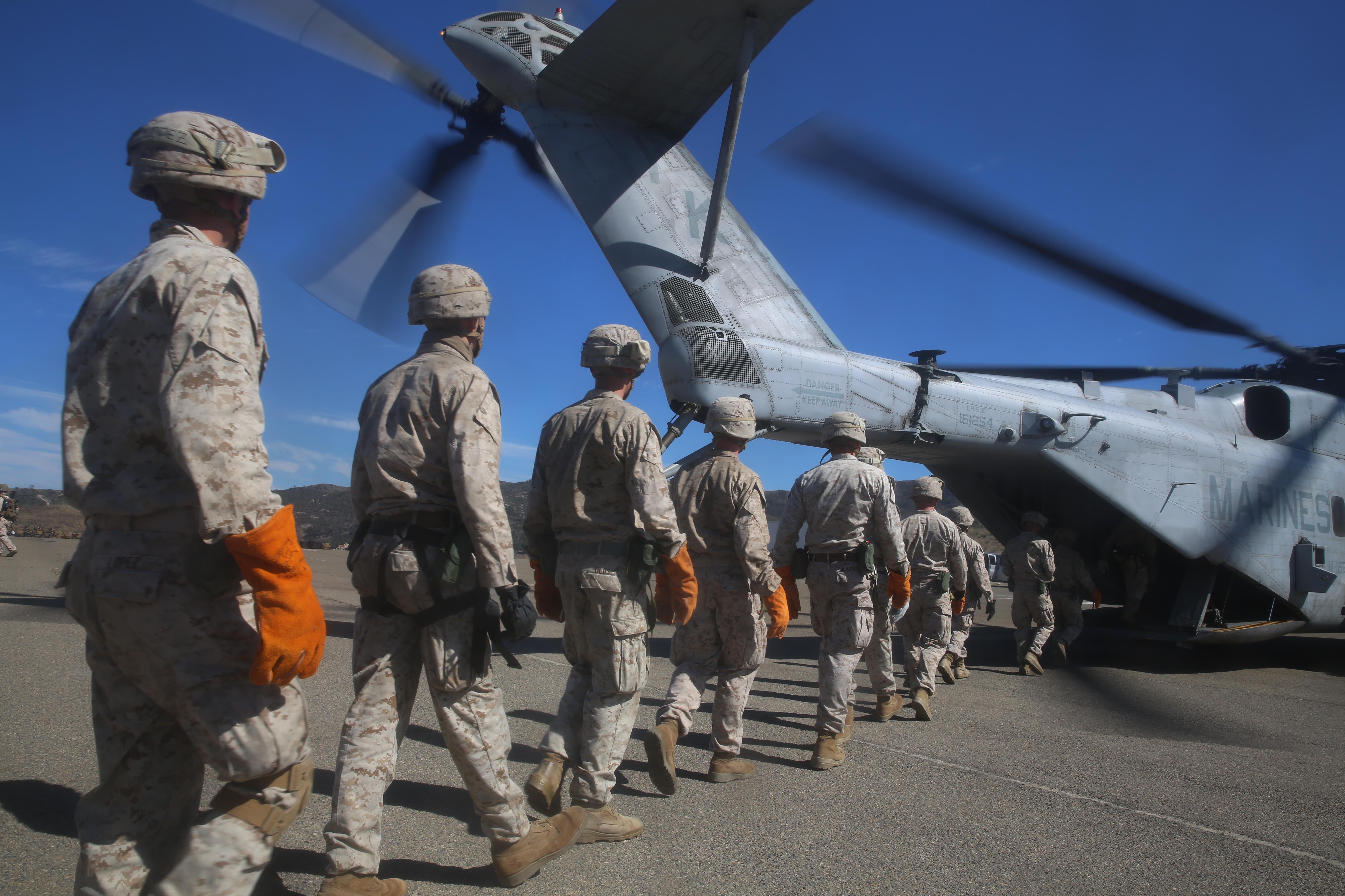 13th MEU Marines get roped into good training > 13th Marine