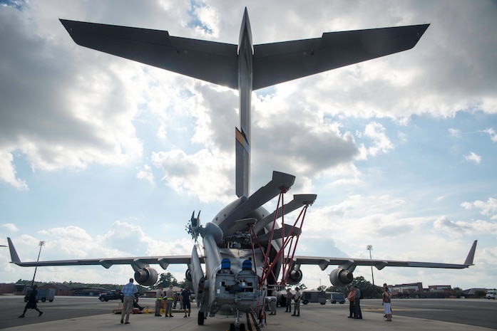 A Seahawk S-70B (SH-16 in Brazilian service) is positioned to be loaded into a C-17 Aug. 8 . Built by Sikorsky Aircraft, the Brazilian Seahawks feature a low-frequency dipping sonar, digital automatic flight control and dual flight management systems and a GPS inertial navigation system. Additional features include a glass cockpit compatible with night-vision goggles, a survivability suite combining missile warning and countermeasure dispensing systems and Kongsberg's Penguin Mk 2 Mod 7 anti-ship missile. Capable of reaching speeds of more than 180 miles per hour, the helicopter can be used to perform coastal and oceanic missions in addition to anti-submarine and anti-surface warfare, surveillance, gunfire support and search-and-rescue operations. (U.S. Air Force photo/Staff Sgt. William A. O’Brien)