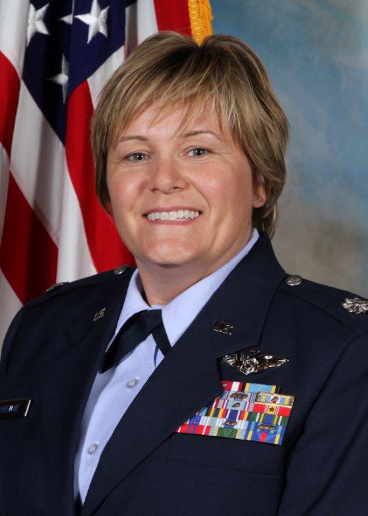 Lt. Col. Dawn Drinkwine Graduates from AWC In-Residence Course