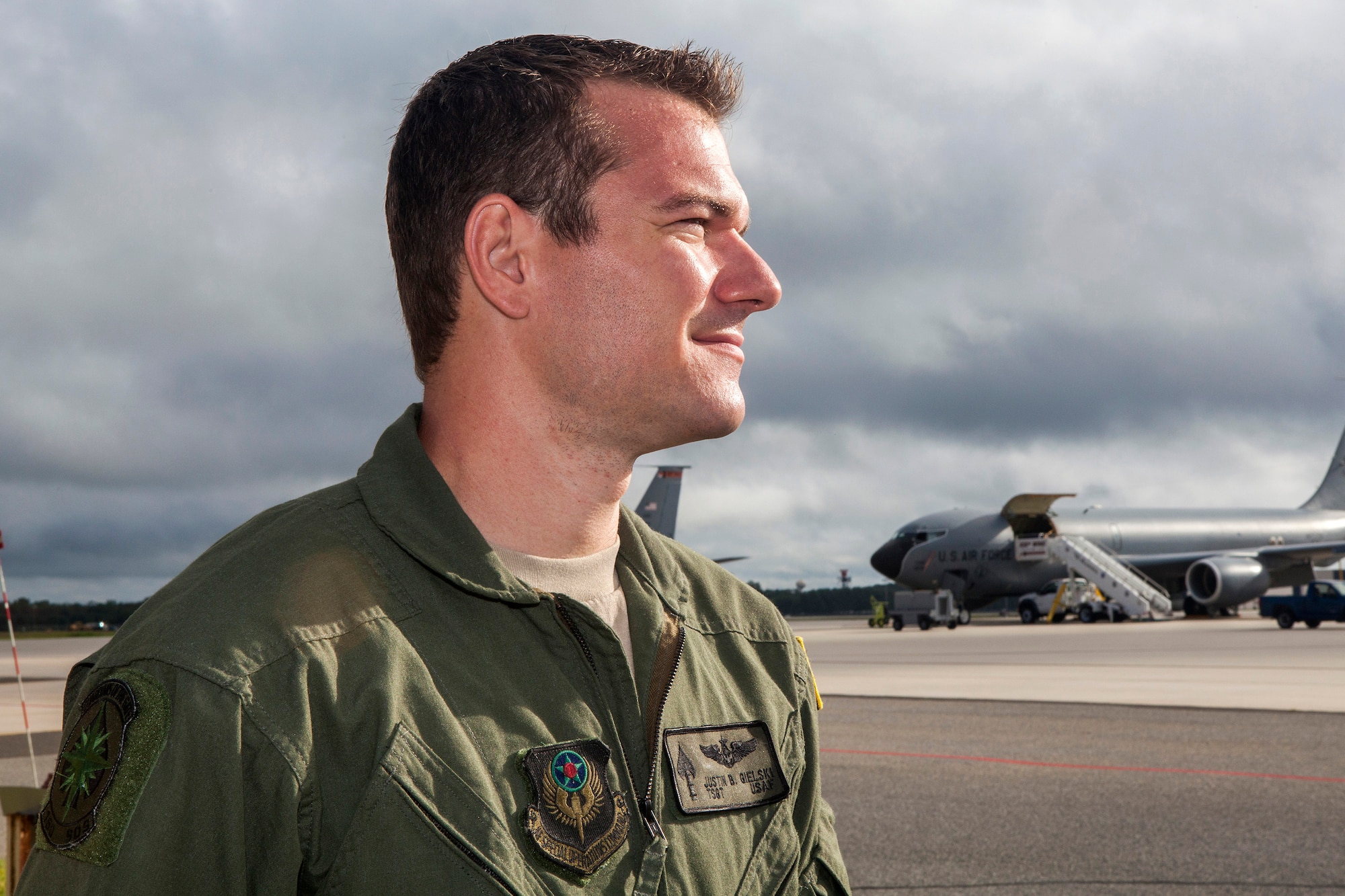 Tech. Sgt. Justin B. Gielski, a loadmaster with the 150th Special Operations Squadron, 108th Wing, New Jersey Air National Guard, poses for a portrait at Joint Base McGuire-Dix-Lakehurst, N.J., Aug. 19, 2015. Gielski placed fifth in the all-military city final on the TV show “American Ninja Warrior” and advanced to the finals in Las Vegas. (U.S. Air National Guard photo by Master Sgt. Mark C. Olsen/Released)