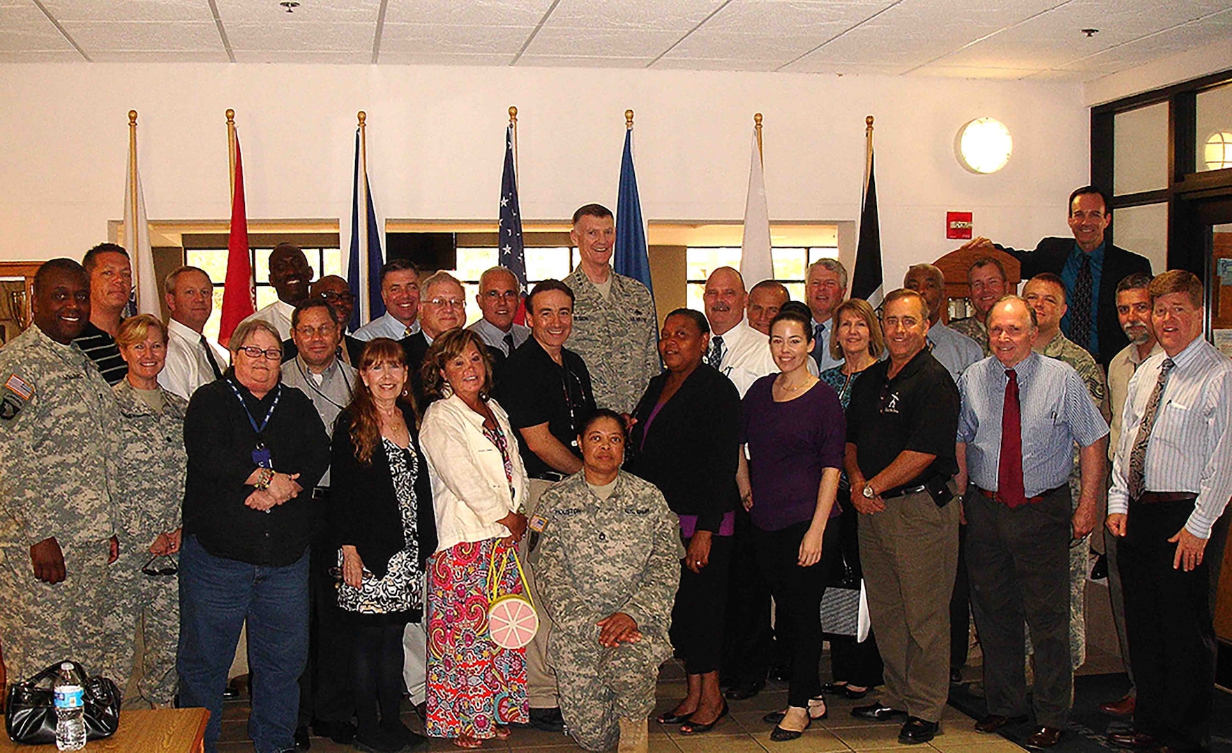 DLA personnel from the Tampa area meet with DLA Director Air Force Lt. Gen. Andy Busch for lunch at the Diner’s Reef Dining Facility at MacDill Air Force Base, Florida, May 5. DLA Central hosted the Director’s visit to meet with leaders at U.S. Central Command and U.S. Special Operations Command, as well as local DLA activities.