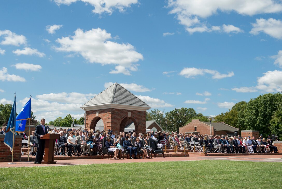 Defense Secretary Ash Carter delivers remarks during the U.S. Transportation Command assumption-of-command ceremony on Scott Air Force Base, Ill., Aug. 26, 2015. DoD photo by U.S. Air Force Master Sgt. Adrian Cadiz