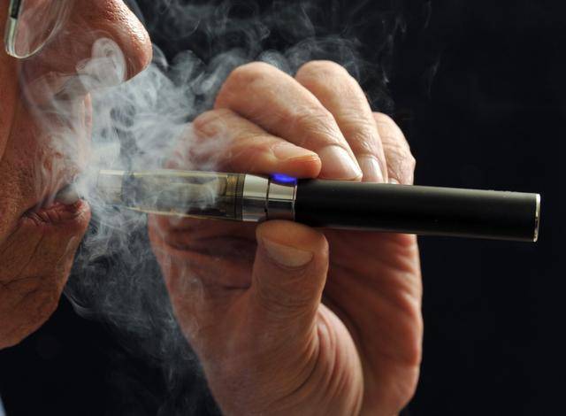 elfbar nachfüll pod läuft aus Cigarette electronique eGo-T ce4