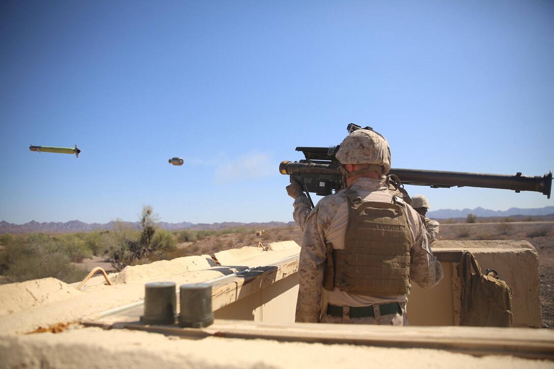 Lance Cpl. Cody Potts, student, Low Altitude Air Defense Gunner’s Course 3-15, shoots the FIM-92 Stinger Missile during the class’ culminating exercise aboard Yuma Proving Ground, Ariz., Aug. 22, 2015. Throughout the two-month course, all thirty students were taught the basics of the stinger missile.  (Official Marine Corps photo by Cpl. Charles Santamaria/ Released)