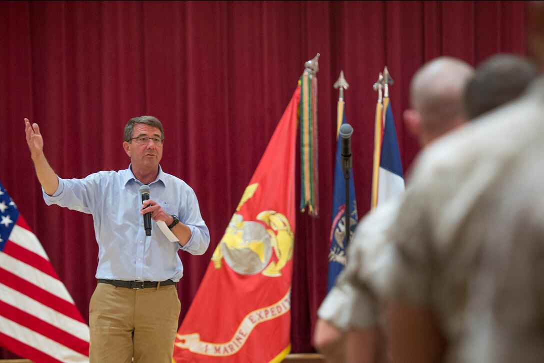 Defense Secretary Ash Carter addresses Marines during a visit to Camp Pendleton Calif., Aug. 27, 2015. Carter visited the base to observe a beach assault demonstration and talk with troops. DoD photo by U.S. Air Force Master Sgt. Adrian Cadiz
