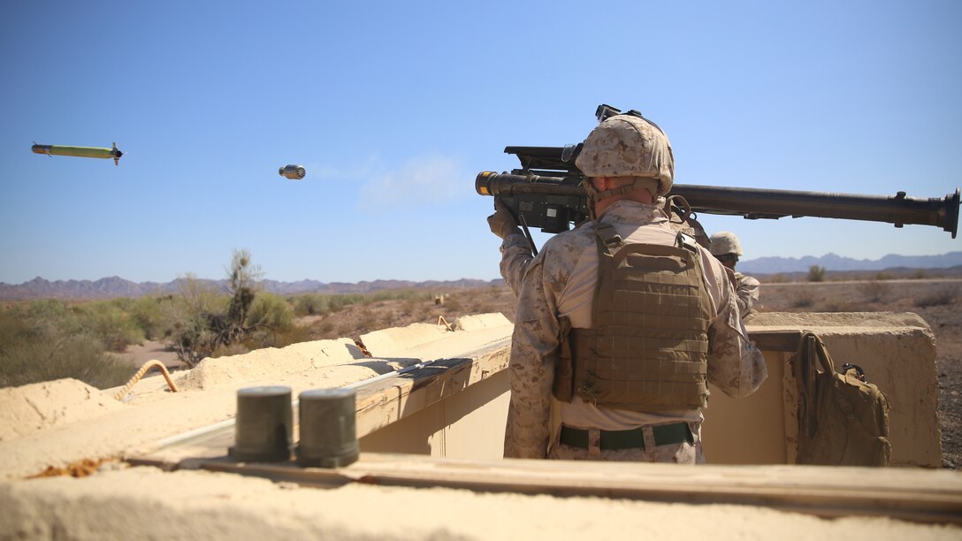 Lance Cpl. Cody Potts, student, Low Altitude Air Defense Gunner’s Course 3-15, shoots the FIM-92 Stinger Missile during the class’ culminating exercise aboard Yuma Proving Ground, Ariz., Aug. 22, 2015. Throughout the two-month course, all thirty students were taught the basics of the stinger missile.  (Official Marine Corps photo by Cpl. Charles Santamaria/ Released)