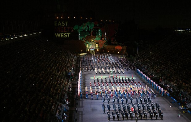 Performers stand in formation during the Royal Edinburgh Military Tattoo on the Esplanade of the Edinburgh Castle in Edinburgh, Scotland Aug. 6, 2015. The 66th production of the tattoo welcomes more than 220,000 spectators from around the world for more than 3 weeks. The event includes 17 acts for 25 performances and welcomes more than 1,390 performers from the US, Europe, Asia, Australia and Canada. The show features Bollywood dancers from India, the Military Band of the People’s Liberation Army of China, the Top Secret Drum Corps from Switzerland, the Royal Air Force and Queen’s Colour Squadron Mass Band and more. (U.S. Air Force photo/Staff Sgt. Nichelle Anderson/Released)