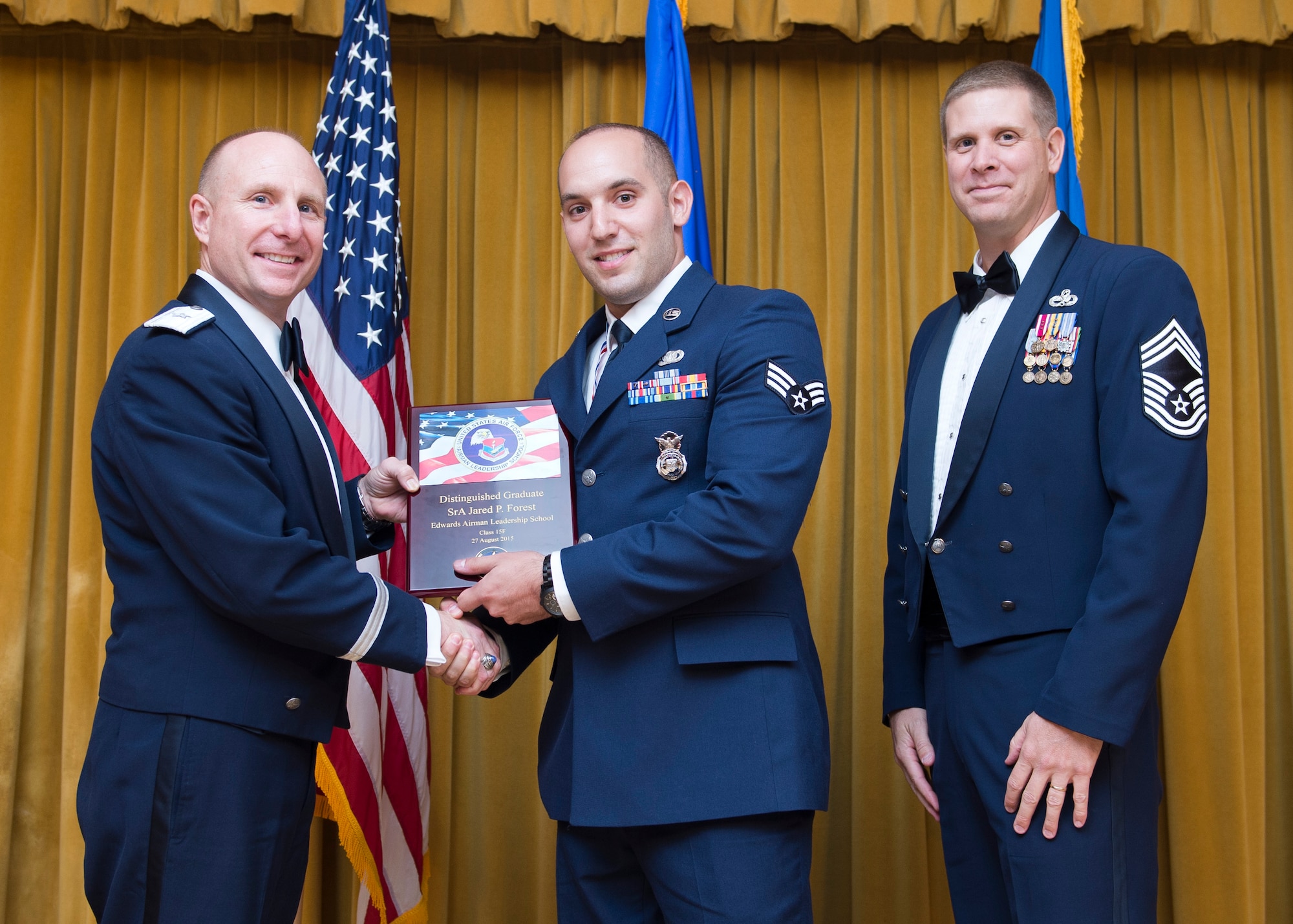 Airman Leadership School Class 2015-F graduates future NCOs > Edwards ...