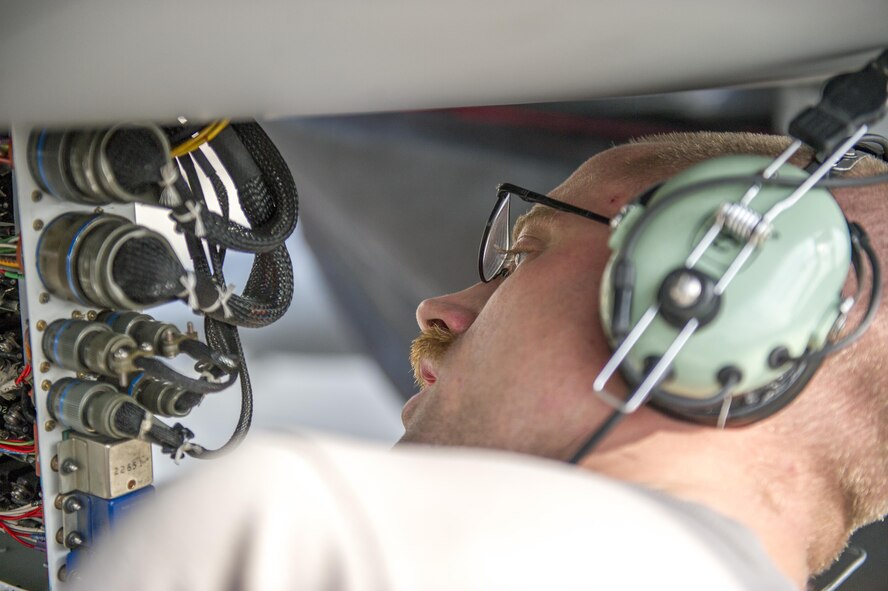 Staff Sgt. Brendan Lee, 455th Expeditionary Aircraft Maintenance Squadron avionics technician, deployed from Hill Air Force Base, Utah, troubleshoots an F-16 Fighting Falcon with a faulty radar module at Bagram Airfield, Afghanistan, Nov. 30, 2015. The squadron provides combat-ready aircraft to the air component commander in support of coalition forces throughout Afghanistan. (U.S. Air Force Photo by Tech. Sgt. Robert Cloys/Released)