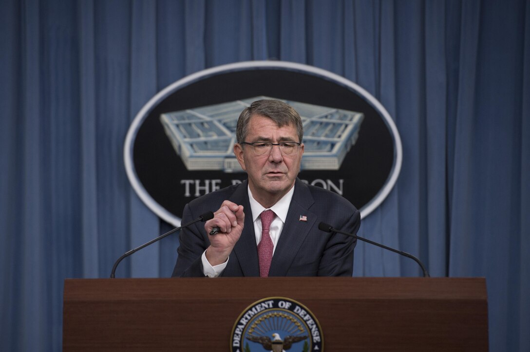 Defense Secretary Ash Carter announces his Women in Service Review during a press brief at the Pentagon, Dec. 3, 2015. DoD photo by Air Force Senior Master Sgt. Adrian Cadiz