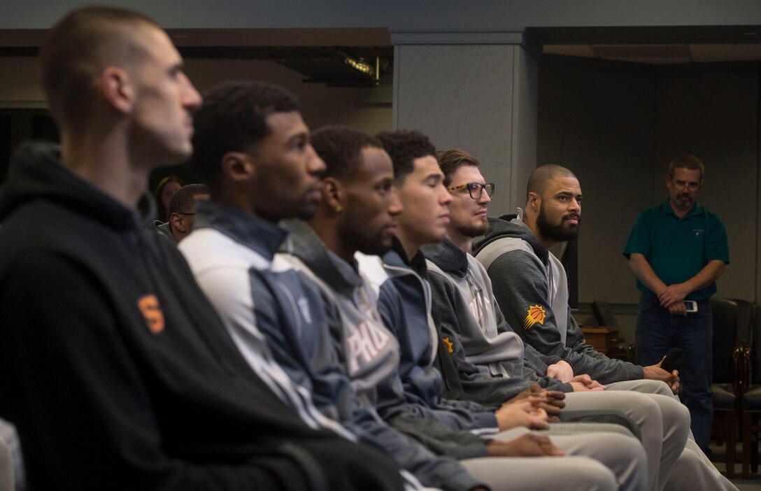 Members of the Phoenix Suns basketball team listen to Defense Secretary Ash Carter during a meeting at the Pentagon, Dec 3, 2015. DoD photo by Petty Officer 1st Class Tim D. Godbee