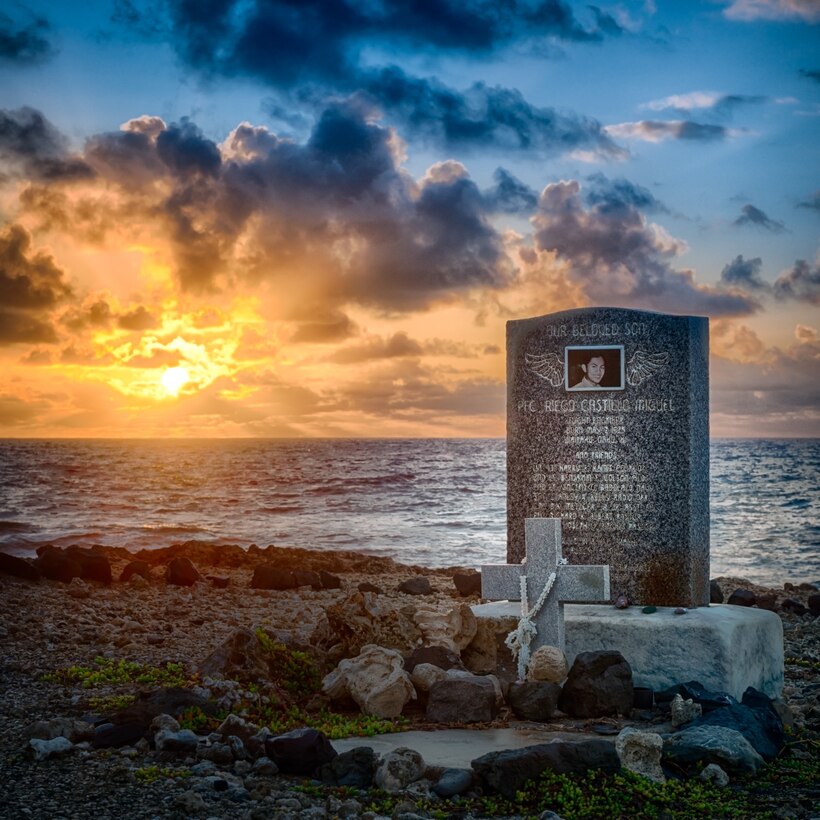 Ray Rippel, director of the unaccompanied personnel housing division, took this photo and used it in his new book which was released Oct. 29, 2015, at the Officer’s Club aboard Marine Corps Base Hawaii. The avid photographer has traveled to many places: Nepal, Thailand, Bangladesh, South Korea, Italy, Ireland, and Tokyo, but it was the lush green land and softly rippling beaches of the Mokapu Peninsula that attracted him the most. (Courtesy photo by Ray Rippel/Released)