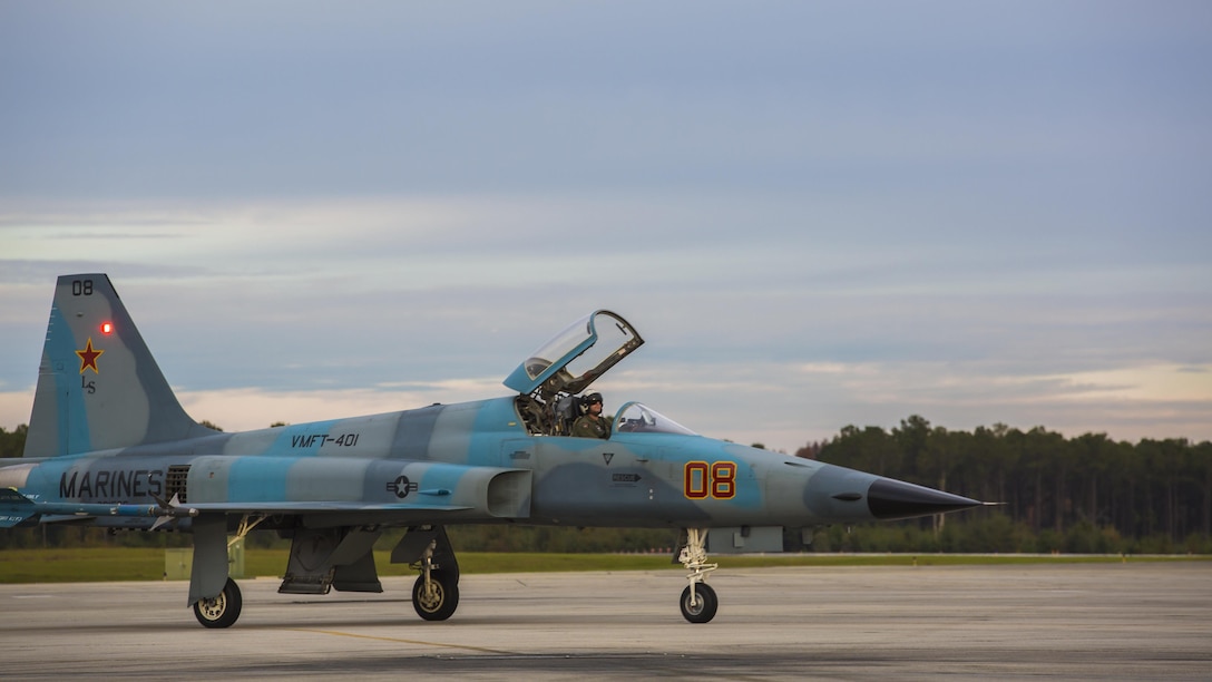 An F-5N Tiger II taxis after landing at Marine Corps Air Station Beaufort, S.C. in Dec. 3, 2015 to support Marine Fighter Attack Training Squadron 501 in air-to-air training from Dec. 2-Dec. 11. Marine Fighter Training Squadron 401 brought five F-5N Tiger II aircraft to support red air for VMFAT-501, an F-35 training squadron. Red air is the adversary forces for air-to-air training simulating threat country tactics. The jet is with VMFT-401.