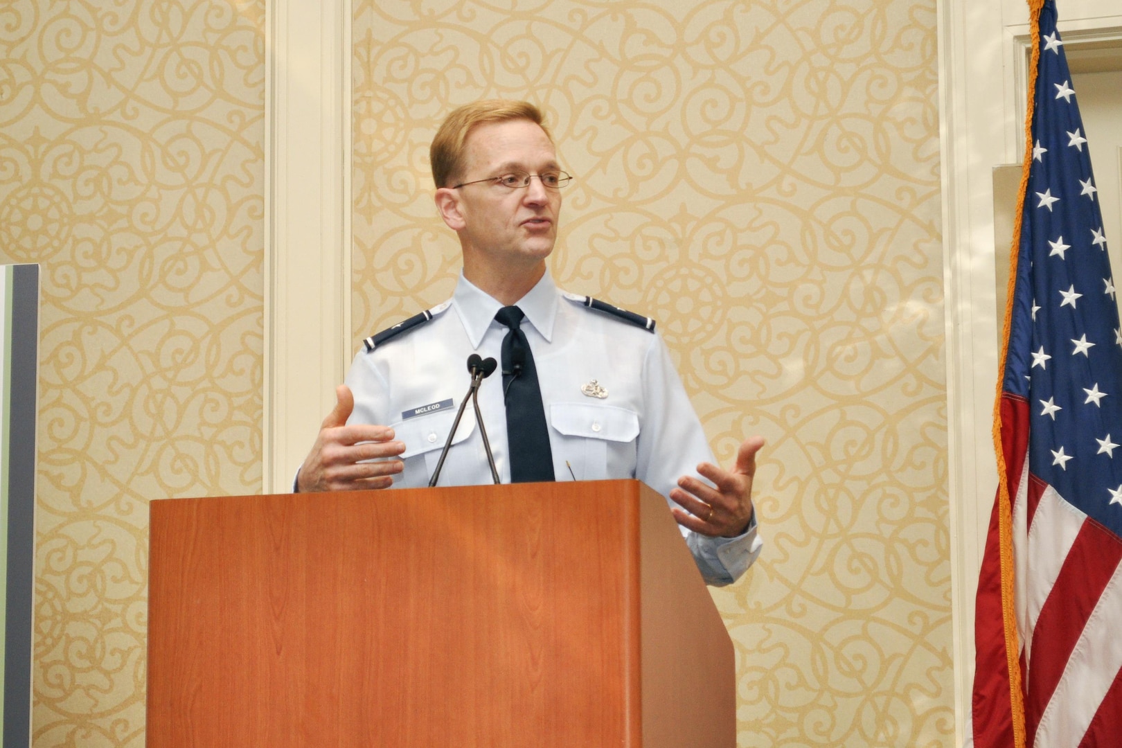 Defense Logistics Agency Energy Commander Air Force Brig. Gen. Mark McLeod addresses the audience during his presentation at the 15th annual Defense Logistics conference in Alexandria, Virginia, Dec. 2.