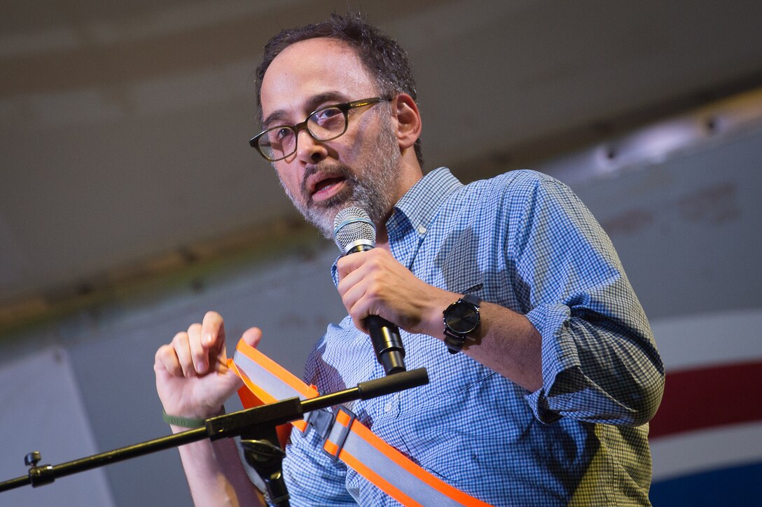 David Wain, comedian and producer, performs during a USO show for U.S. service members deployed on Camp Lemonnier, Djibouti, Dec 6, 2015. DoD photo by D. Myles Cullen
