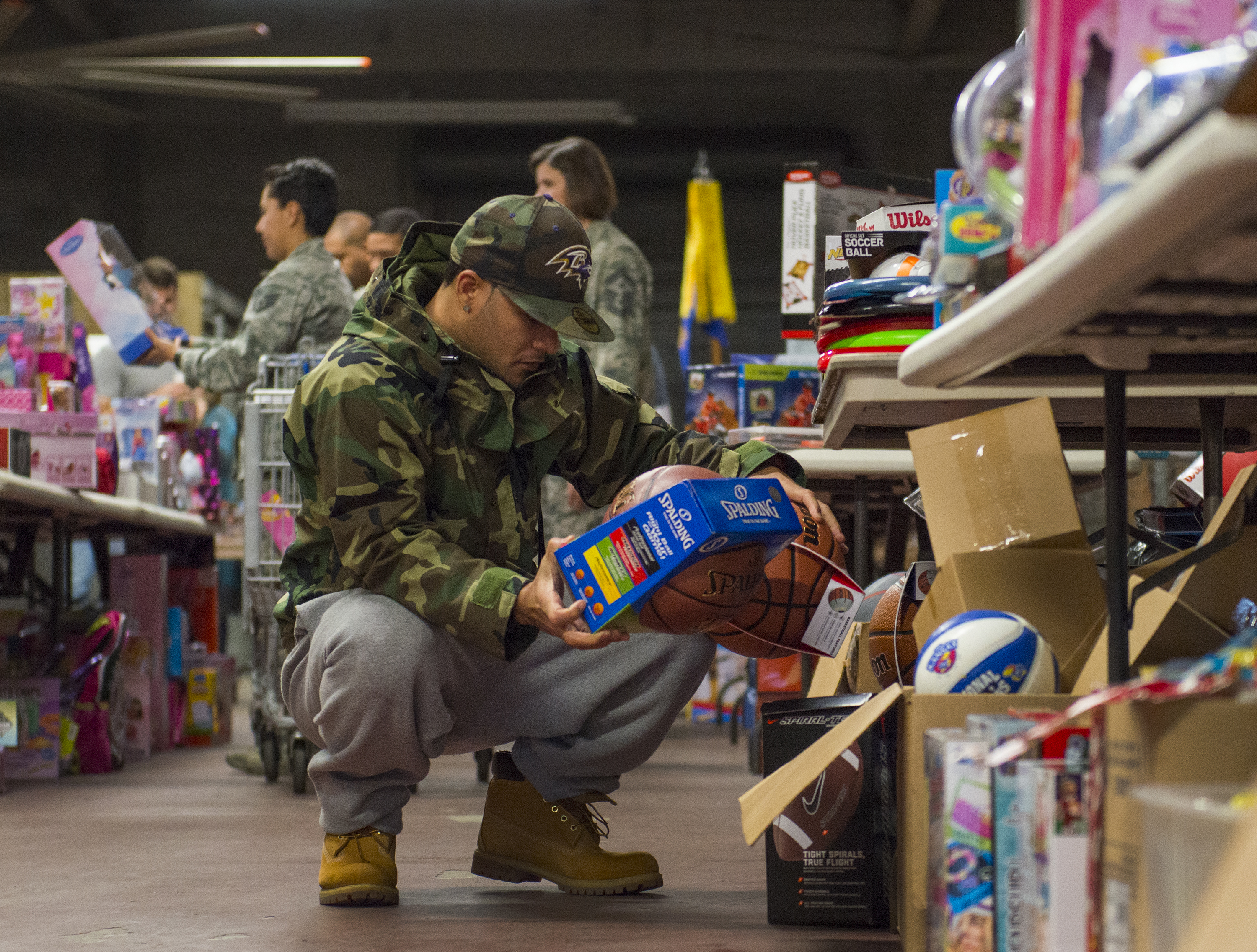 Annual toy distribution helps families for holidays > Eglin Air Force