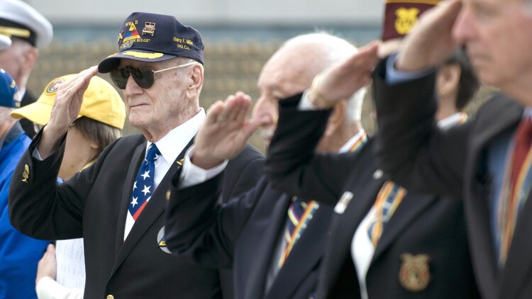 Veterans render a salute after laying wreaths during a Pearl Harbor remembrance ceremony at the National World War II Memorial on Dec. 7, 2015, in Washington, D.C.
Veterans attended a Pearl Harbor remembrance ceremony at the National World War II Memorial.