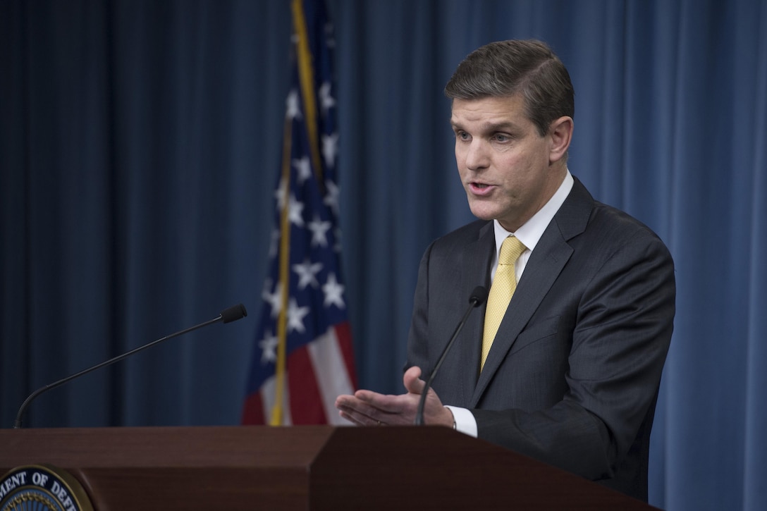 Pentagon Press Secretary Peter Cook conducts a news conference with reporters at the Pentagon, Dec. 8, 2015. DoD photo by Air Force Senior Master Sgt. Adrian Cadiz