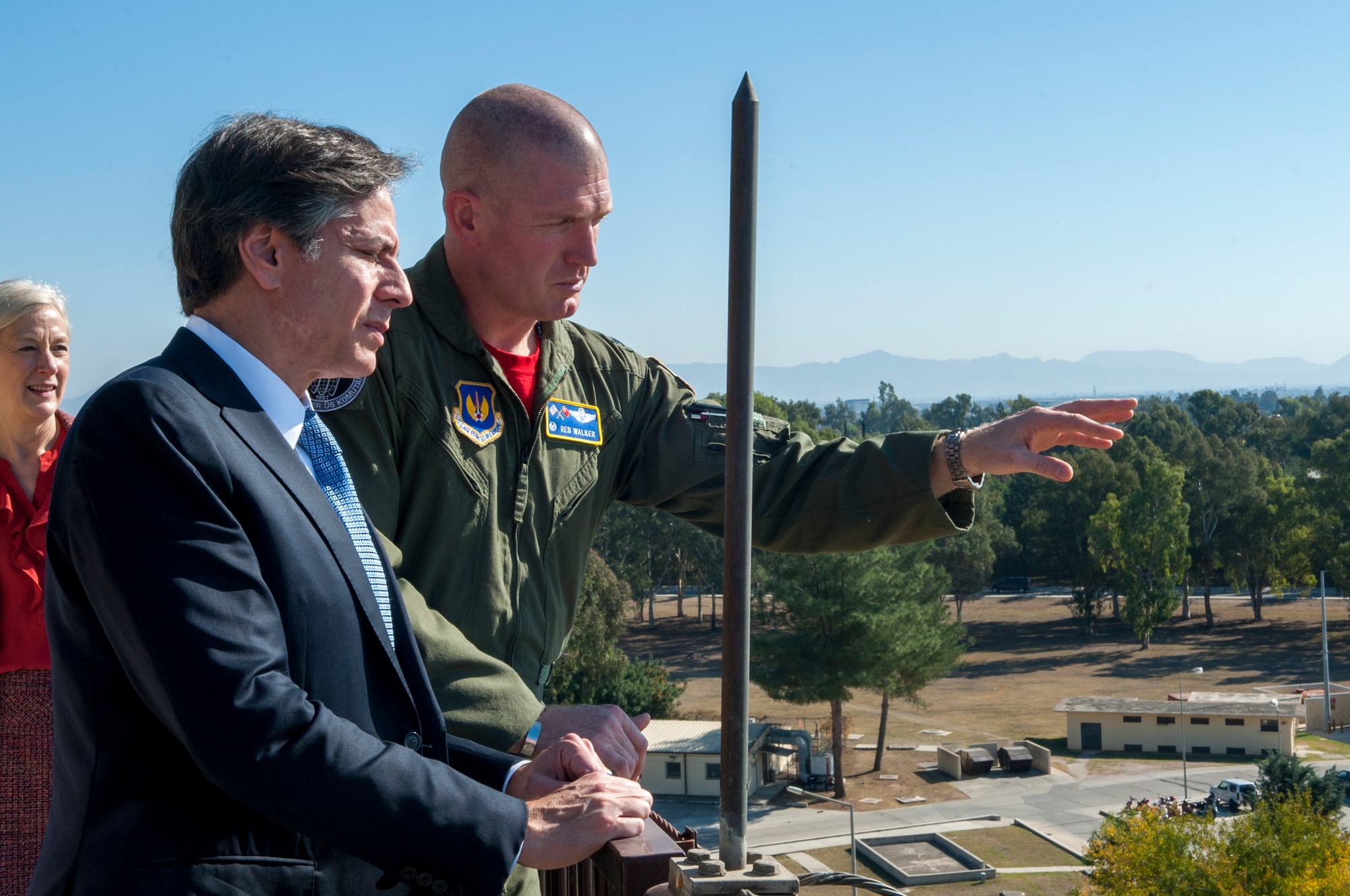 Col. John Walker, 39th Air Base Wing commander, shows U.S. Deputy Secretary of State Antony Blinken the airfield layout at Incirlik Air Base, Turkey, Nov. 20, 2015. Blinken visited Incirlik to get a firsthand look at the base’s operation. (U.S. Air Force photo by Staff Sgt. Jack Sanders/Released)