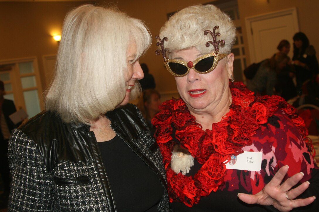 On Dec. 7, attendees of the Quantico Garden Club’s 27th annual Christmas homes tour were welcomed to snoop through seven officers’ homes aboard Quantico, all festively decorated.